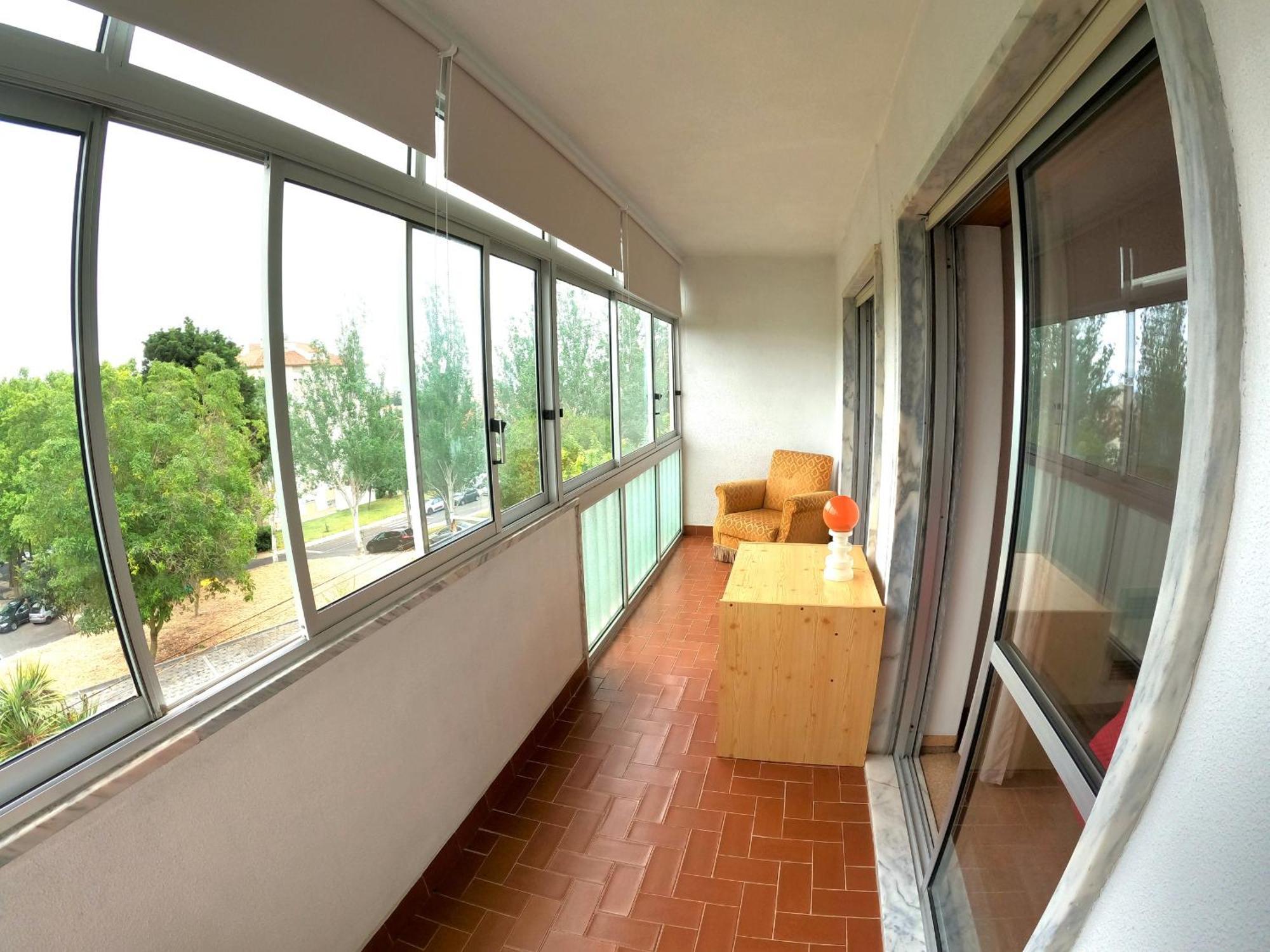 סאו דומינגוס דה ראנה Carcavelos Very Spacious 3 Bedroom Apartment Cascais מראה חיצוני תמונה